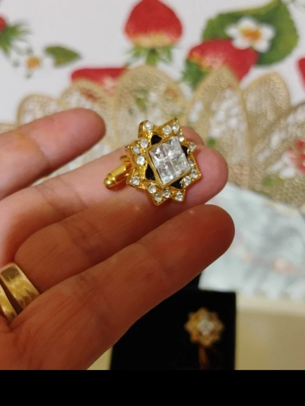 N/A elegant crystal